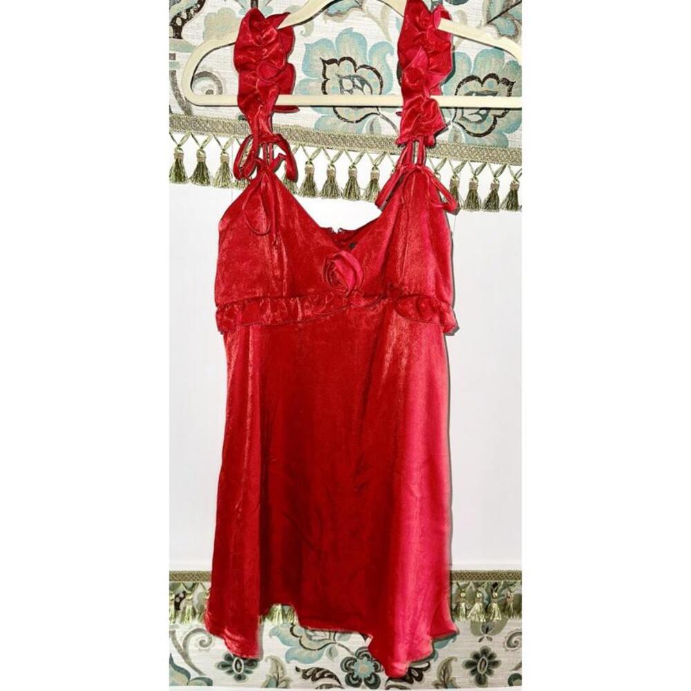 Wild Fable Women's Size Small Rosette Mini Babydoll Holiday Dress Red
